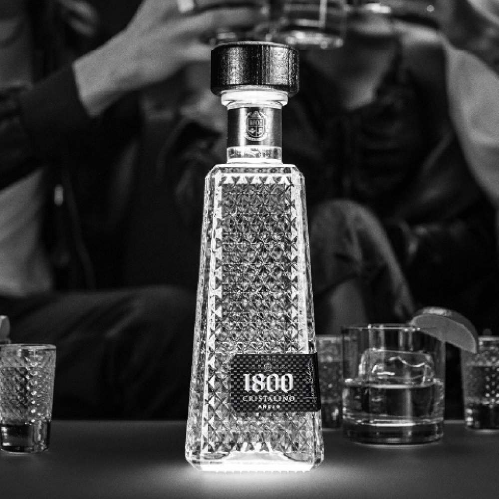 クエルボ 1800 クリスタリーノ 750ml｜テキーラ｜格安・安いお酒の通販